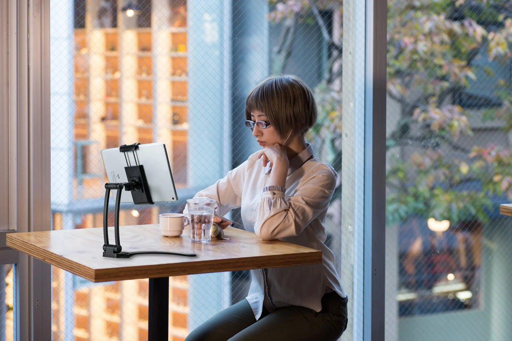 Multi-Joint Desk and Wall Mount CTA DIGITAL
