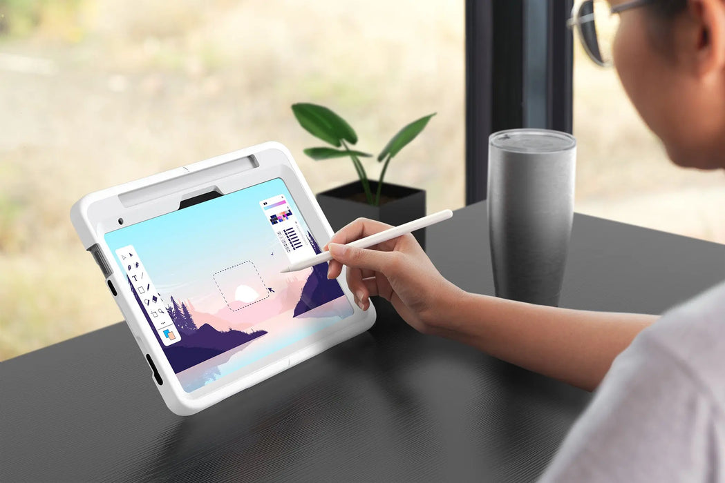 Protective Case with Built-in 360° Rotatable Grip Kickstand CTA DIGITAL