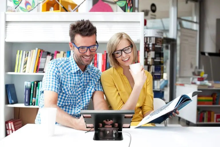 Dual Security Compact Kiosk CTA DIGITAL