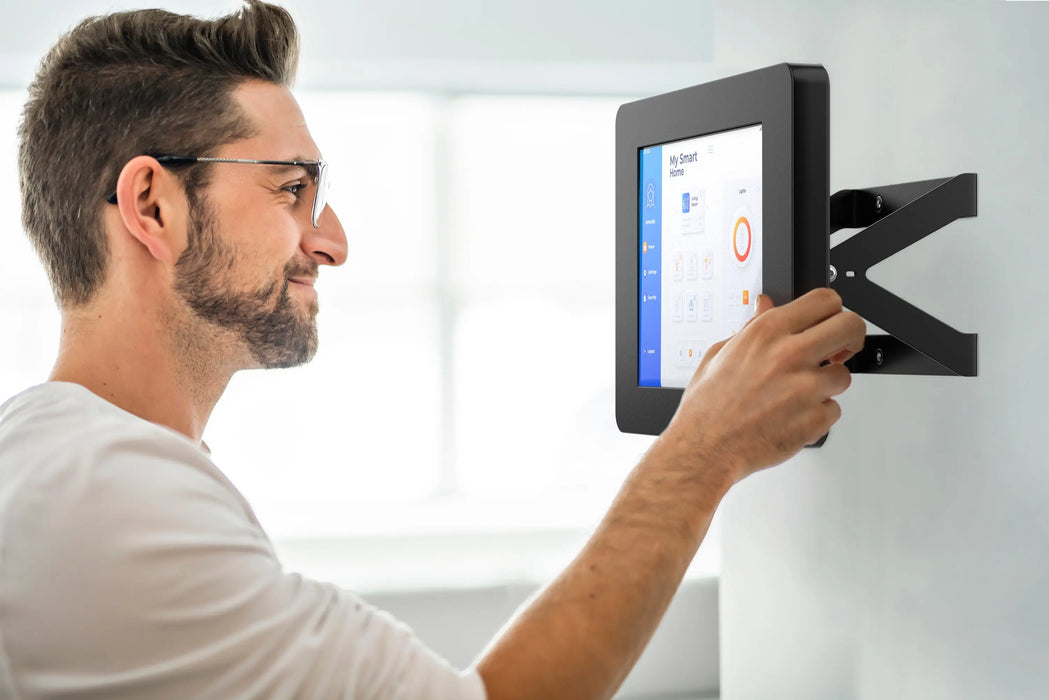 Full Rotation Desk Mount w/ Security Enclosure CTA DIGITAL