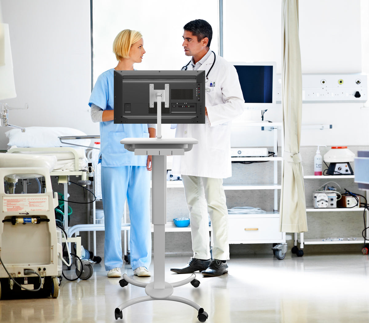 Height-Adjustable Rolling Medical Workstation Cart with VESA Plate
