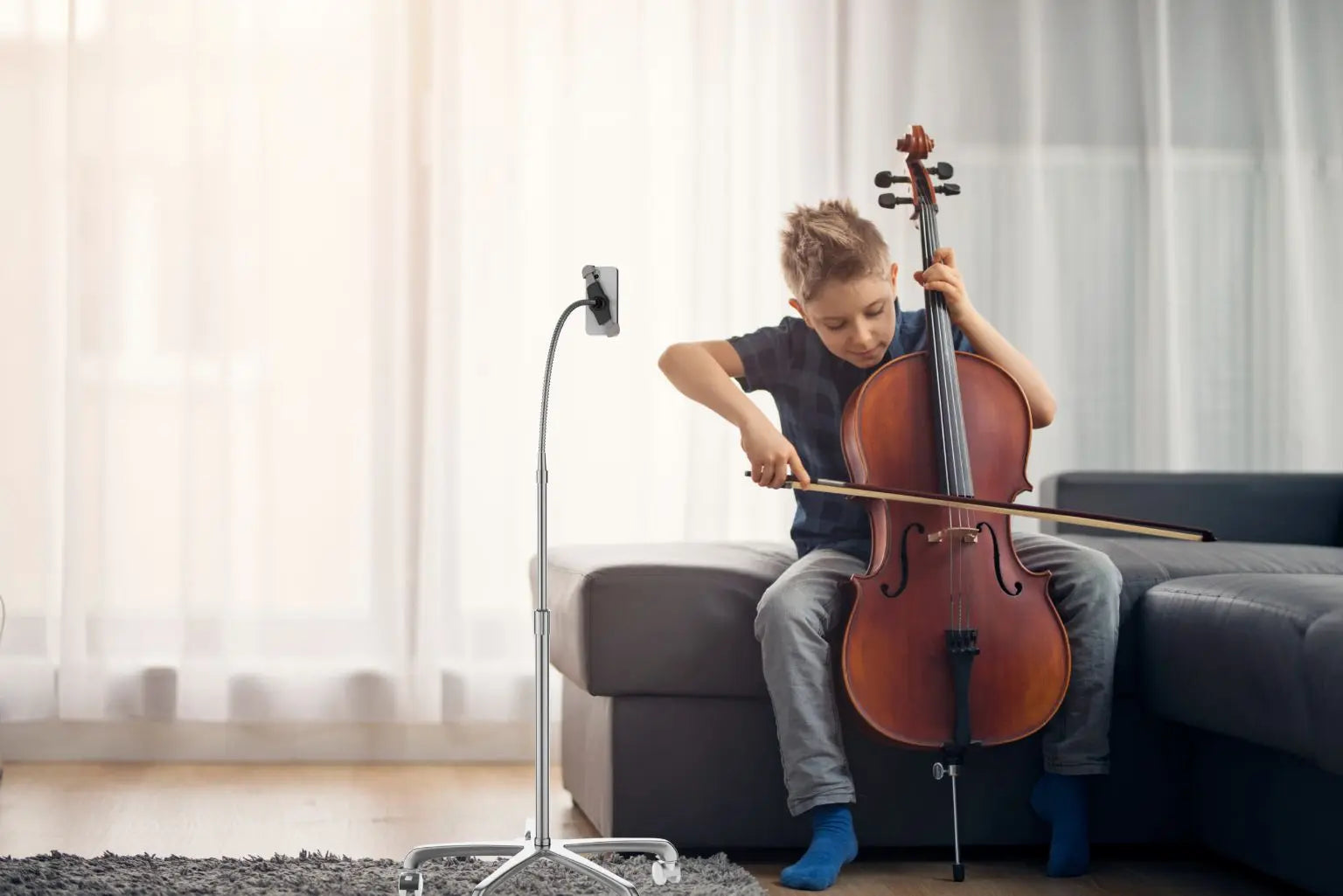 Heavy-Duty Rolling Floor Stand with Gooseneck and Phone Holder